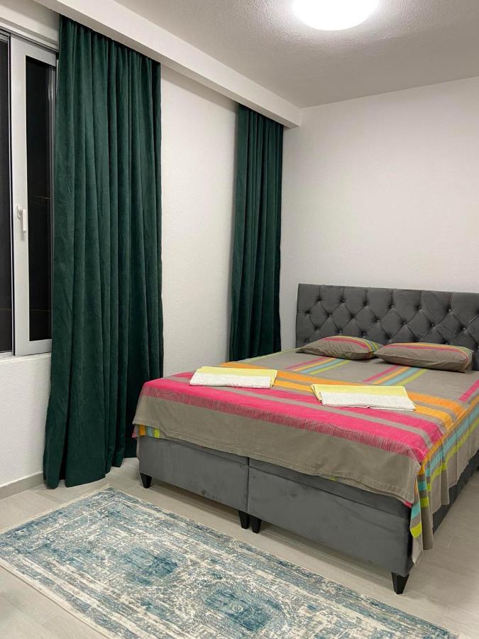 Id Apartments Tivat Buitenkant foto