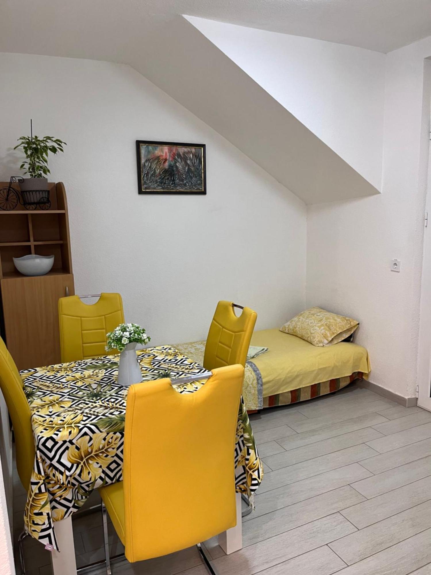 Id Apartments Tivat Buitenkant foto