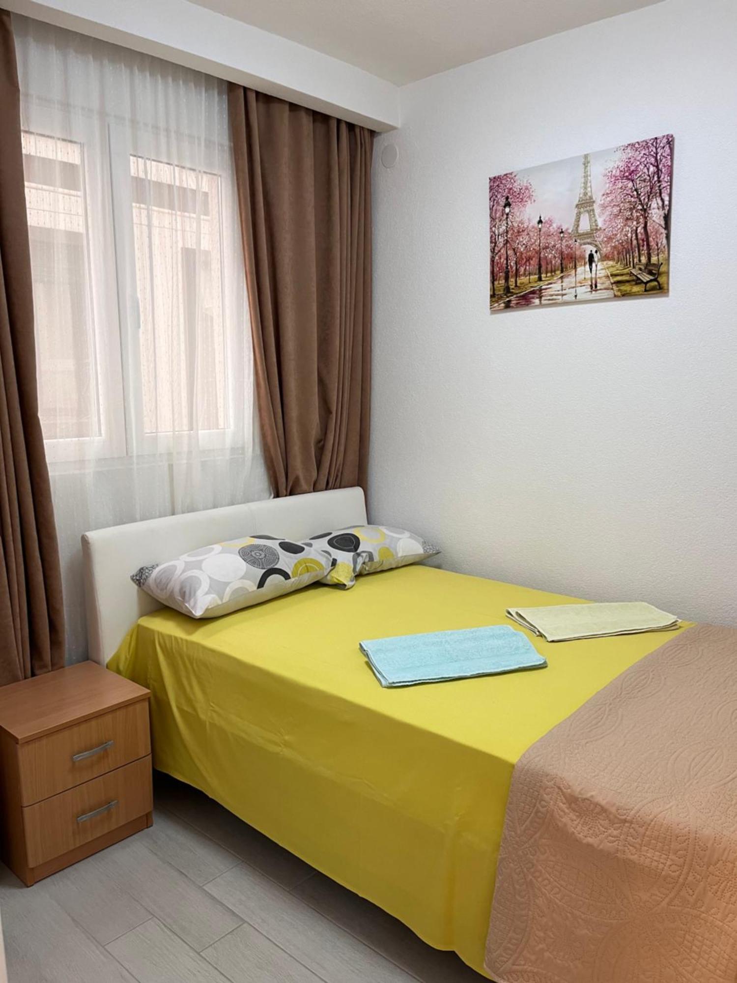 Id Apartments Tivat Buitenkant foto