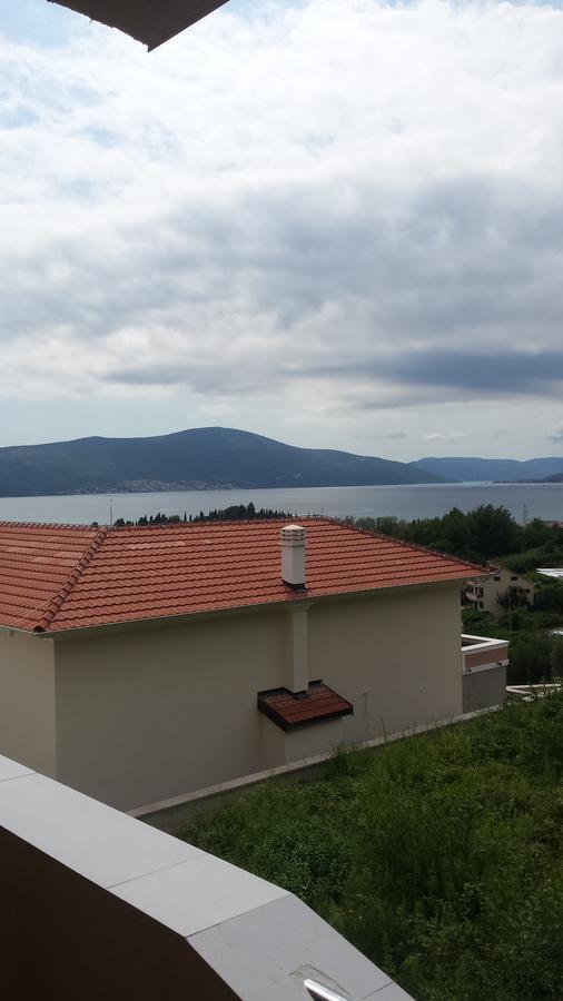 Id Apartments Tivat Buitenkant foto