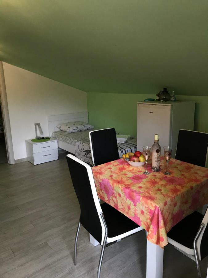 Id Apartments Tivat Buitenkant foto
